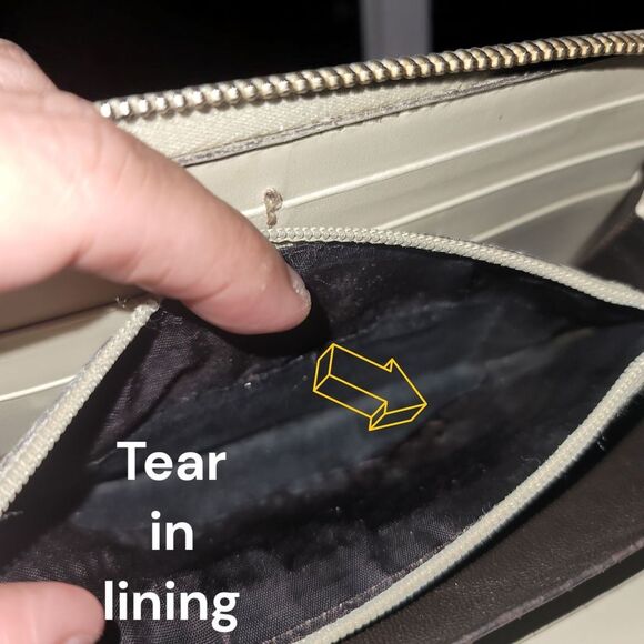 Gucci Rehab Repainted Guccissima Metal Bar Zip Around Wallet - Picture 8 of 9